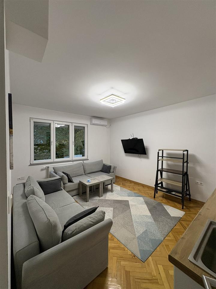 Piso en alquiler 1+1 en ulpianë