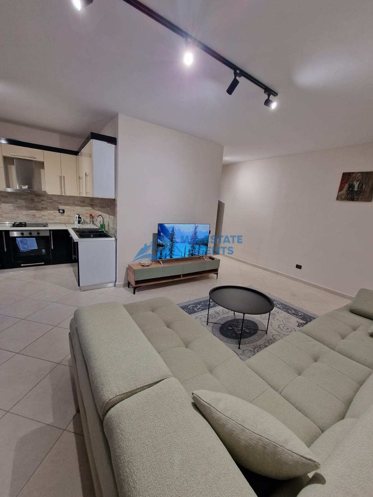 Shitet apartament 2+1 në plazh, Durrës – Kompleksi toçak