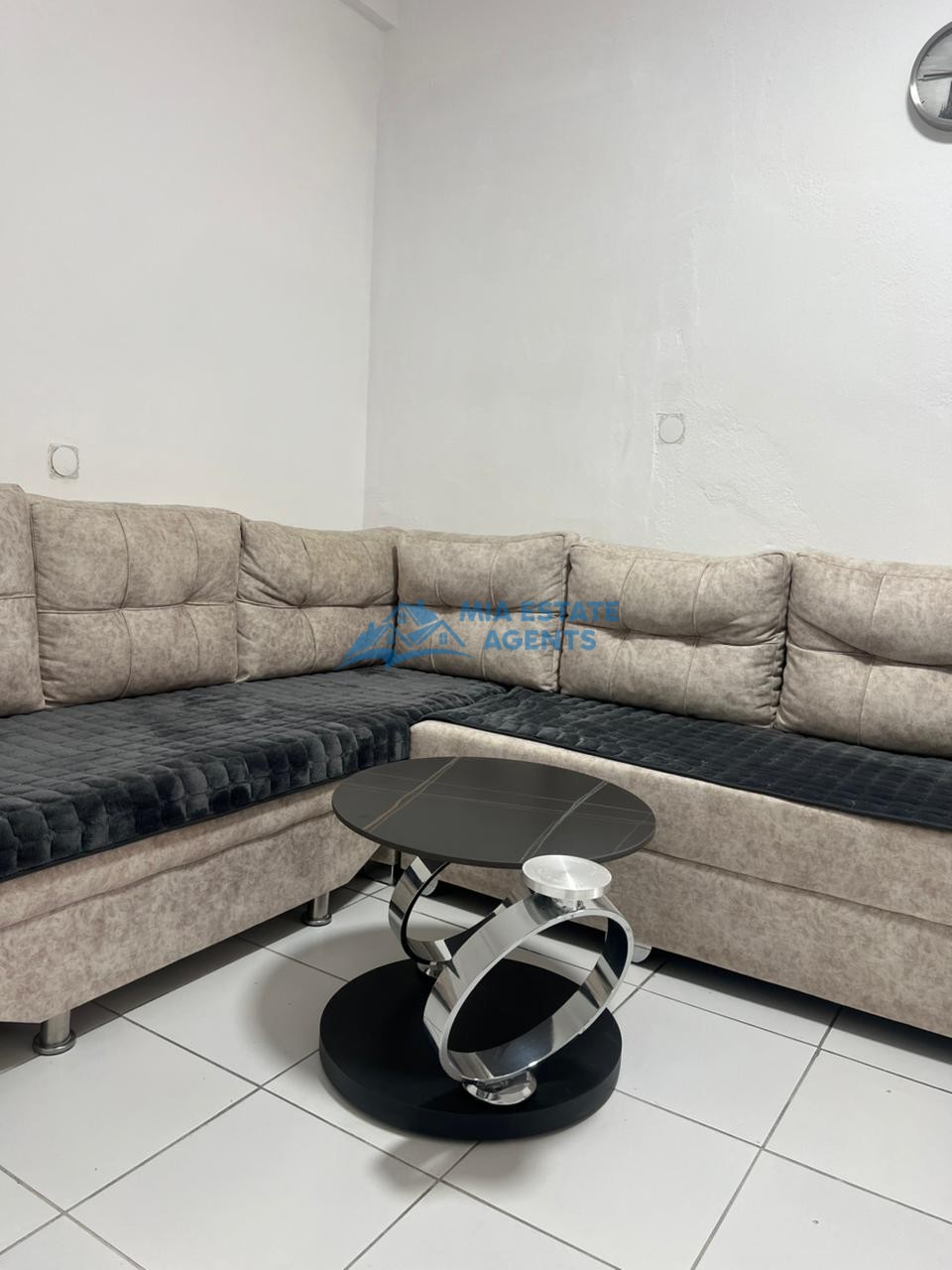 Apartament 2+1 me qira në spitallë – 80 m²