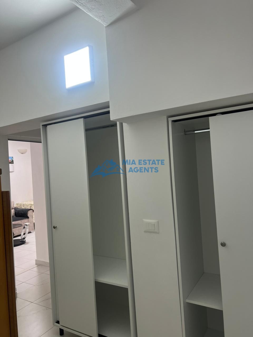 Apartament 2+1 me qira në spitallë – 80 m²