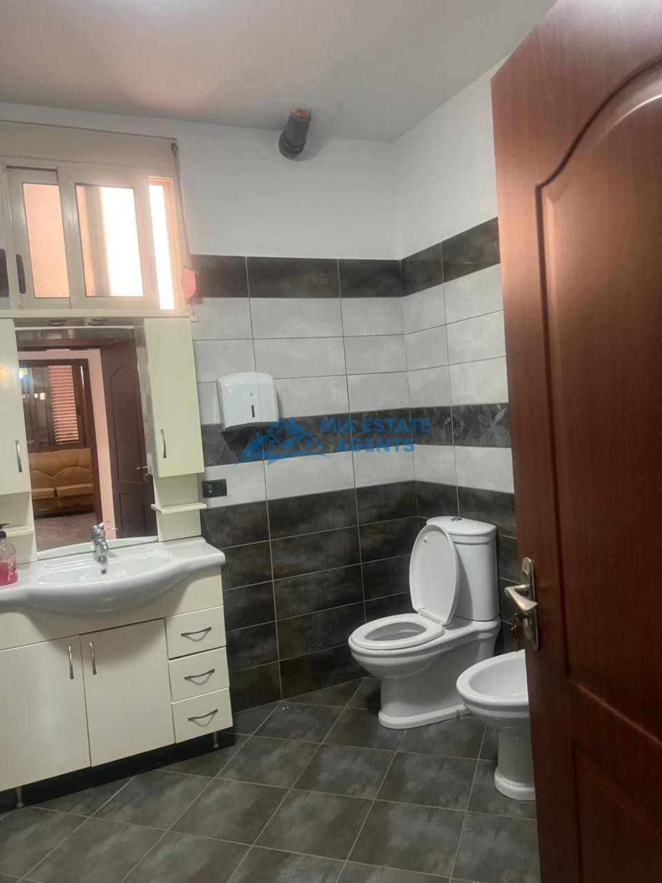 175 m² espaço para alugar perto de ish rajoni