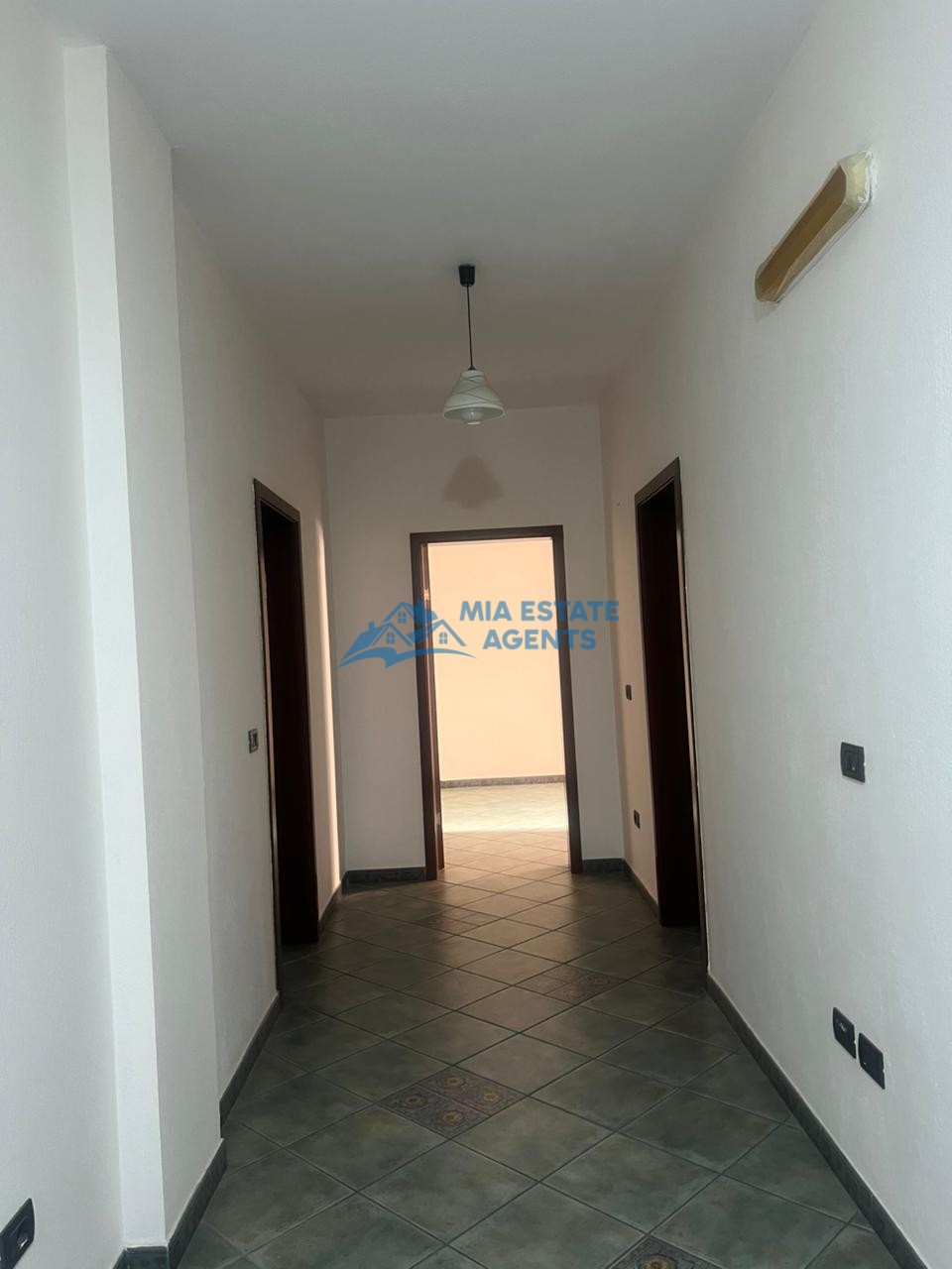 175 m² espaço para alugar perto de ish rajoni