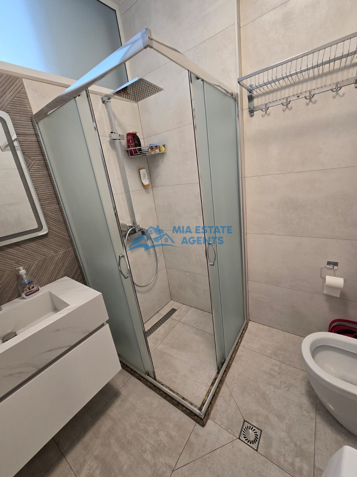 Apartament 1+1 me qera – Lungomare