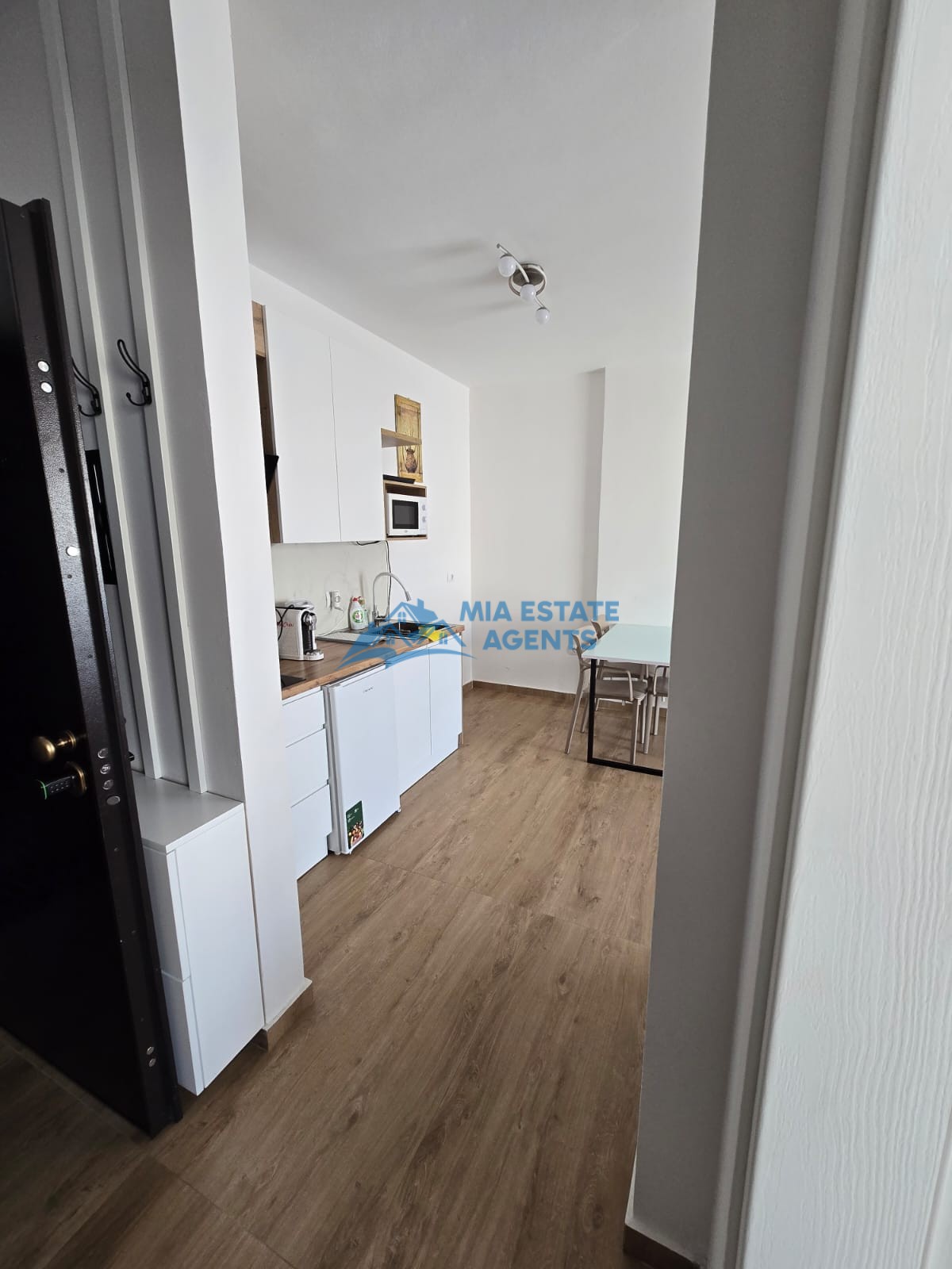 Apartament 1+1 me qera – Lungomare