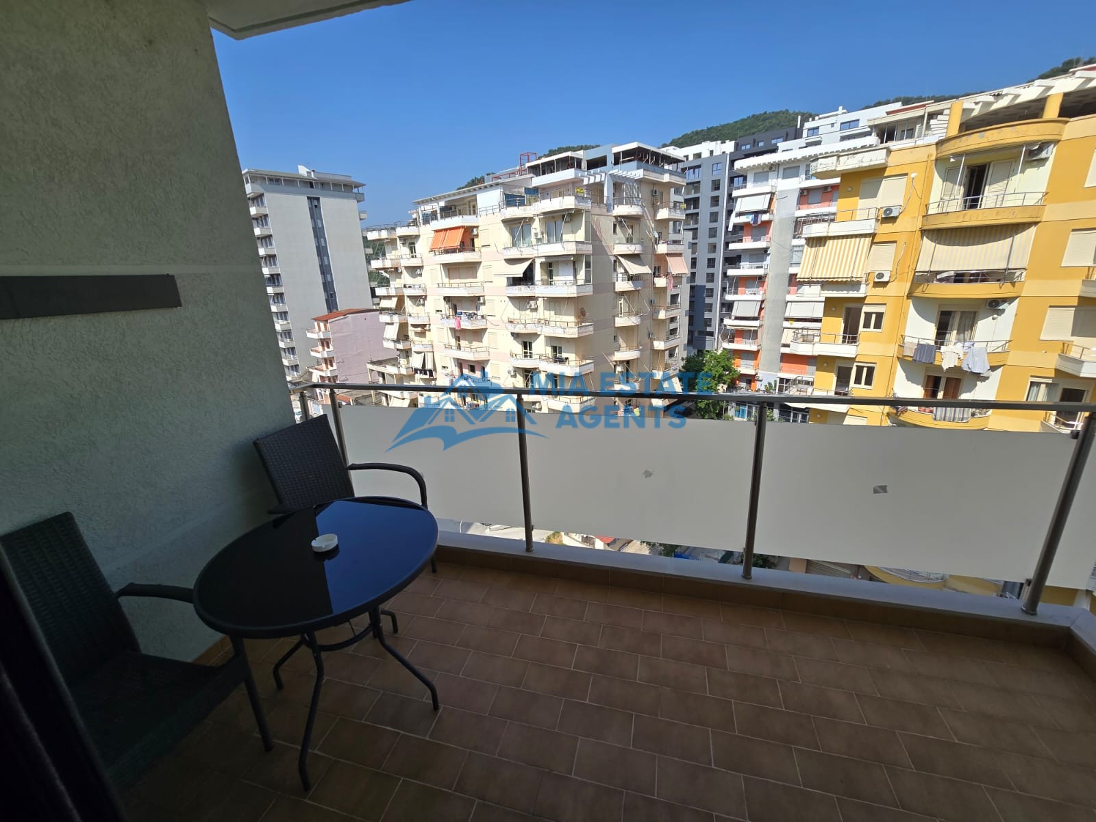 Apartament 1+1 me qera – Lungomare