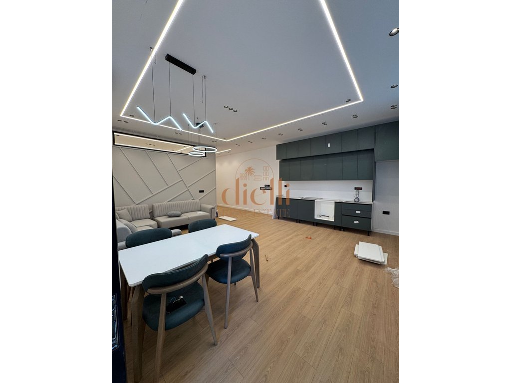 Apartament 2+1 per qira tek kodra e diellit