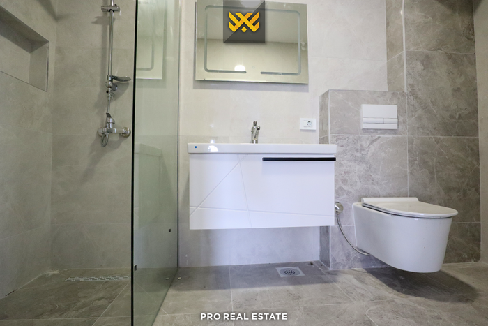 Apartment 200m² for rent in velani