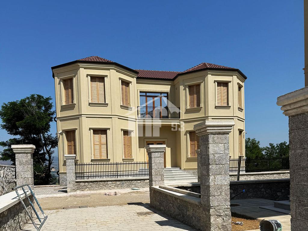 Complesso turistico “Belvedere Korça”, Korçë (5)