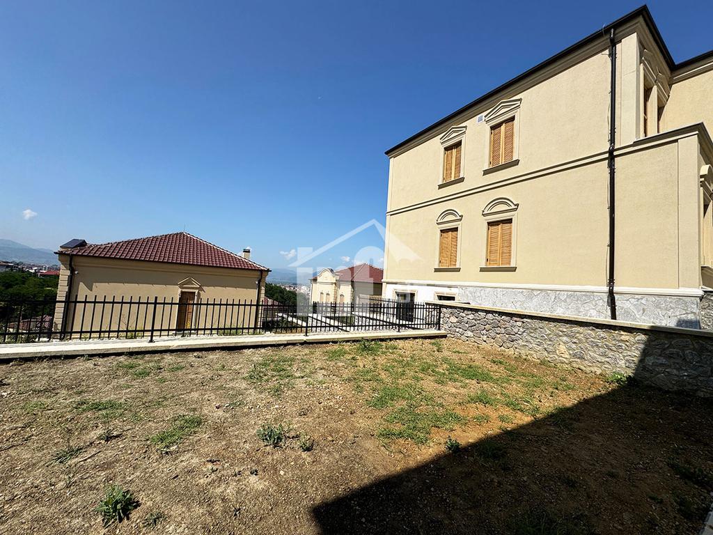 Complesso turistico “Belvedere Korça”, Korçë (6)