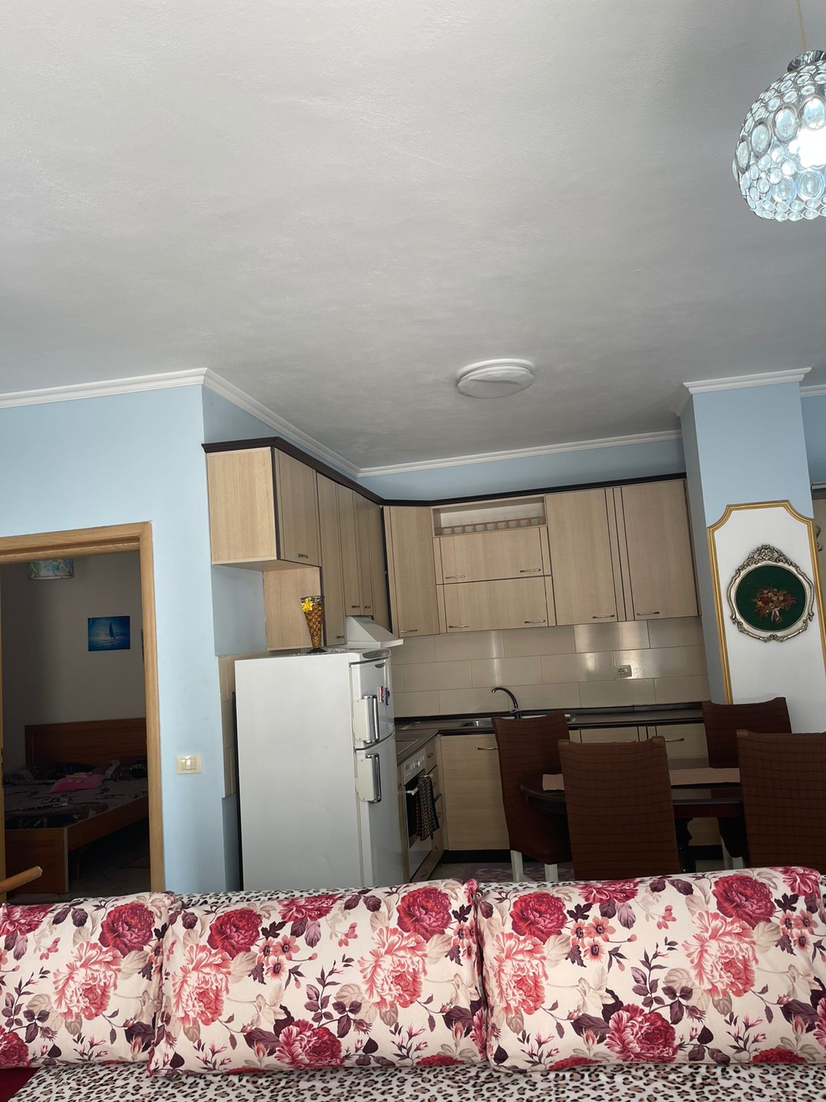 Apartamento 2+1 para alugar – 3º andar com vista para o mar
