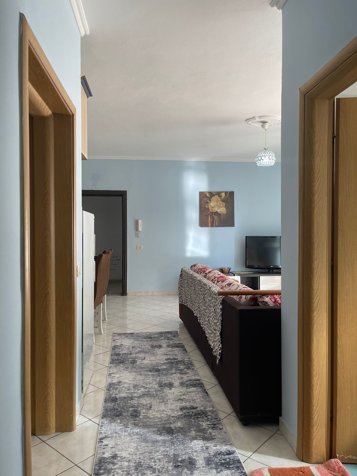 Apartamento 2+1 para alugar – 3º andar com vista para o mar
