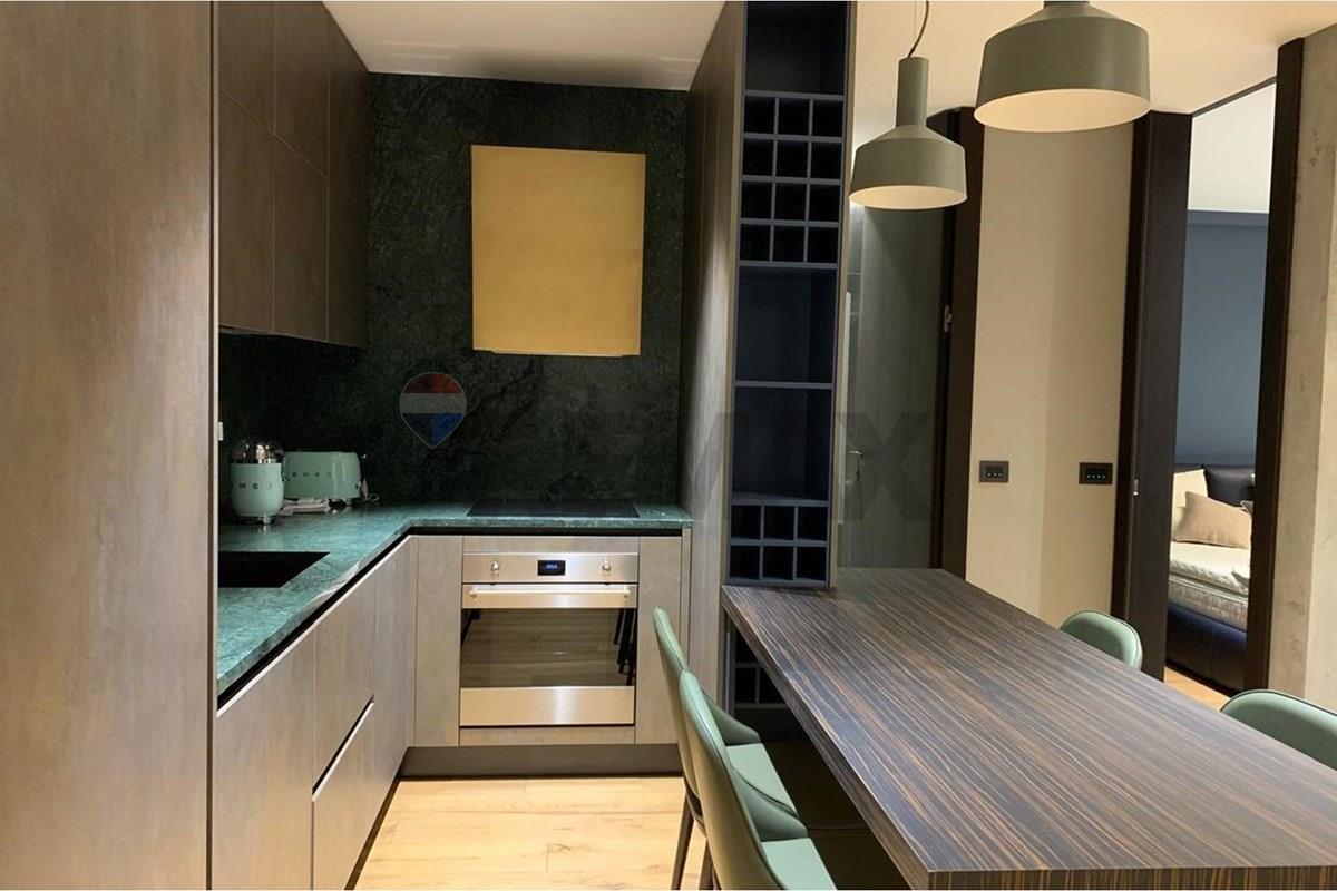 Super apartament 1+1 per qira tek kompleksi delijorgji.