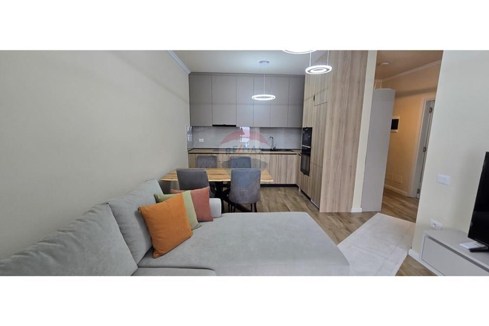 Ofrohet me qira, apartament te liqeni i thate