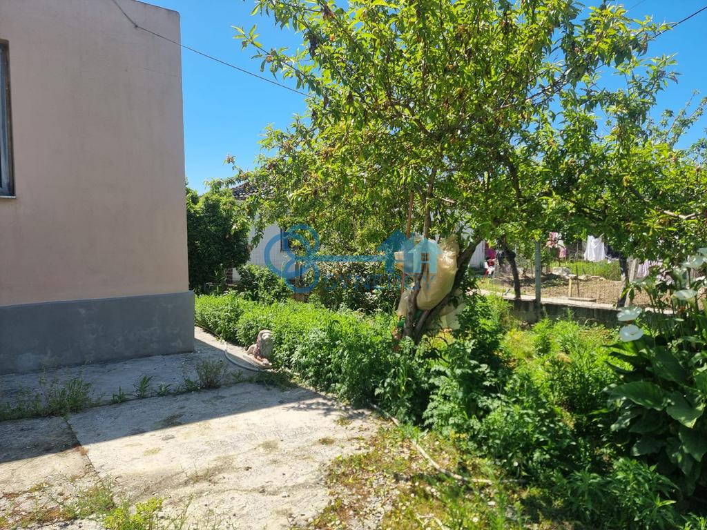 Casa privata in vendita a luz te madh, kavaje!