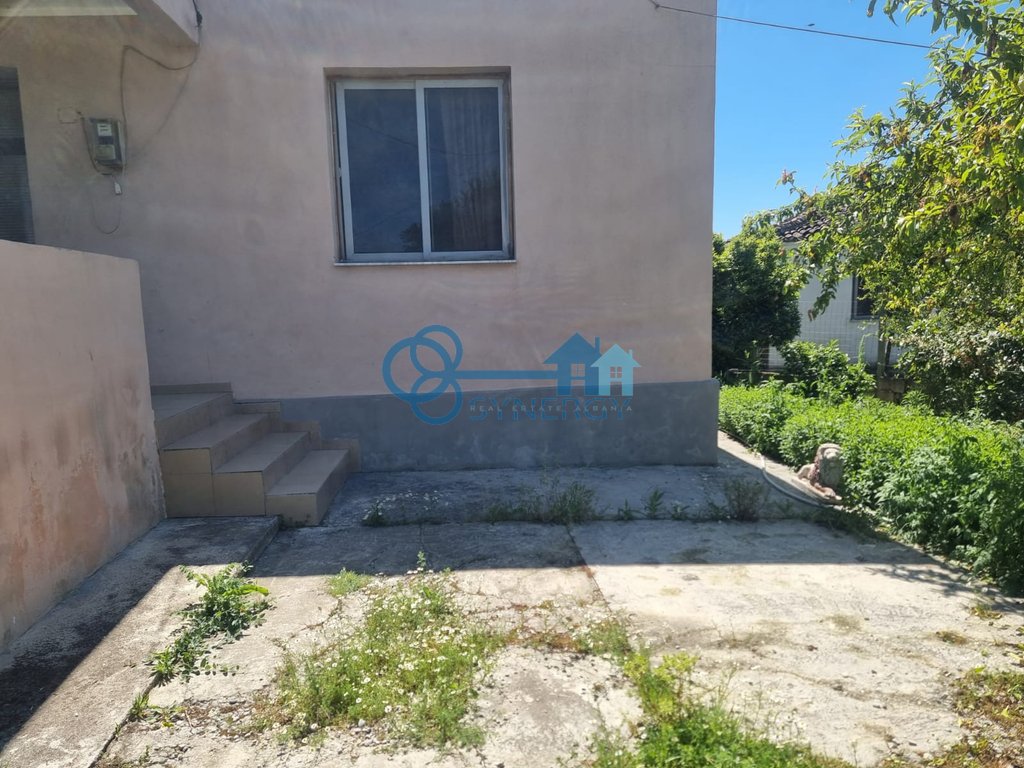 Casa privata in vendita a luz te madh, kavaje!