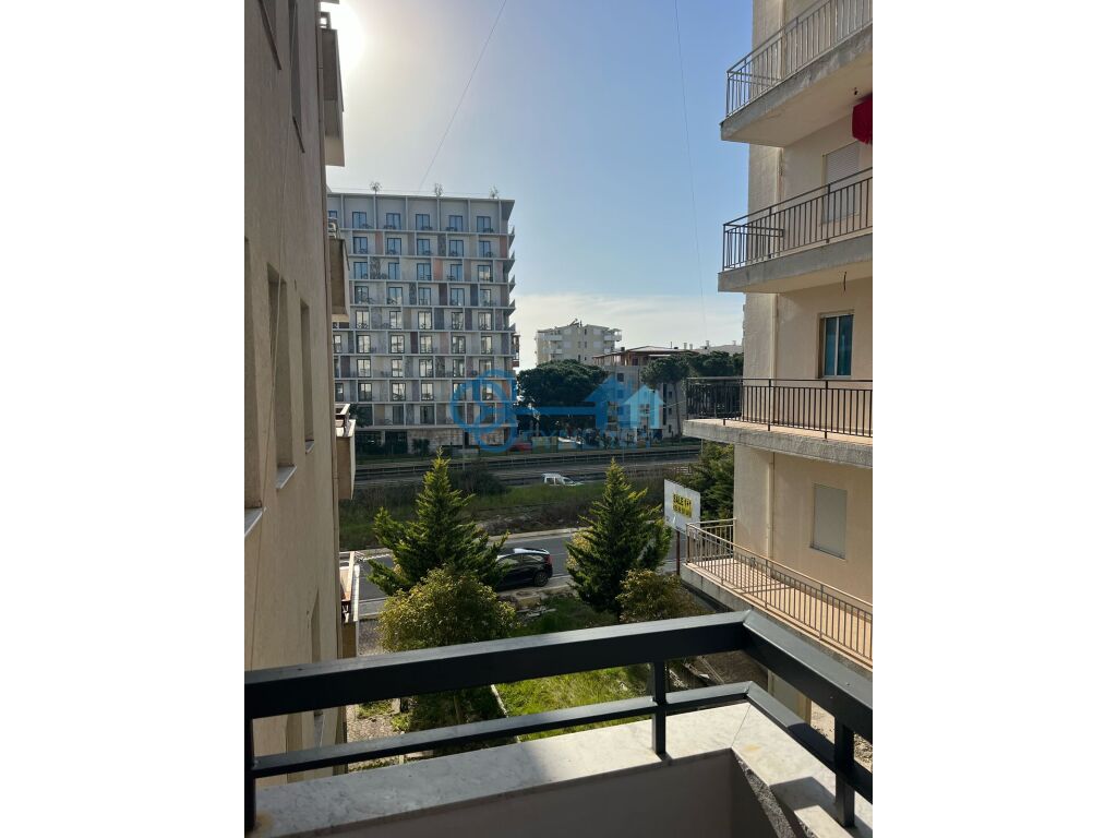 Appartamento 1+1 in vendita a shkembi kavajes