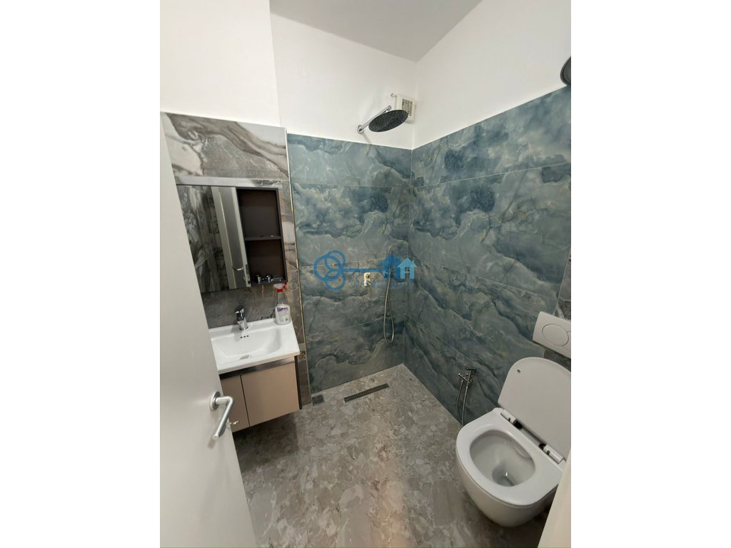 Appartamento 1+1 in vendita a shkembi i kavajes