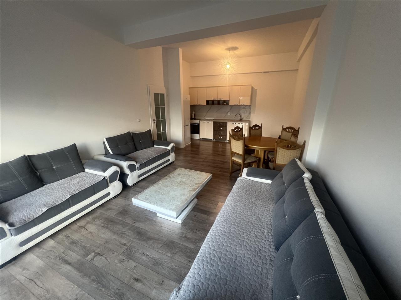 Apartamento para alugar 2+1 no bairro de spitali