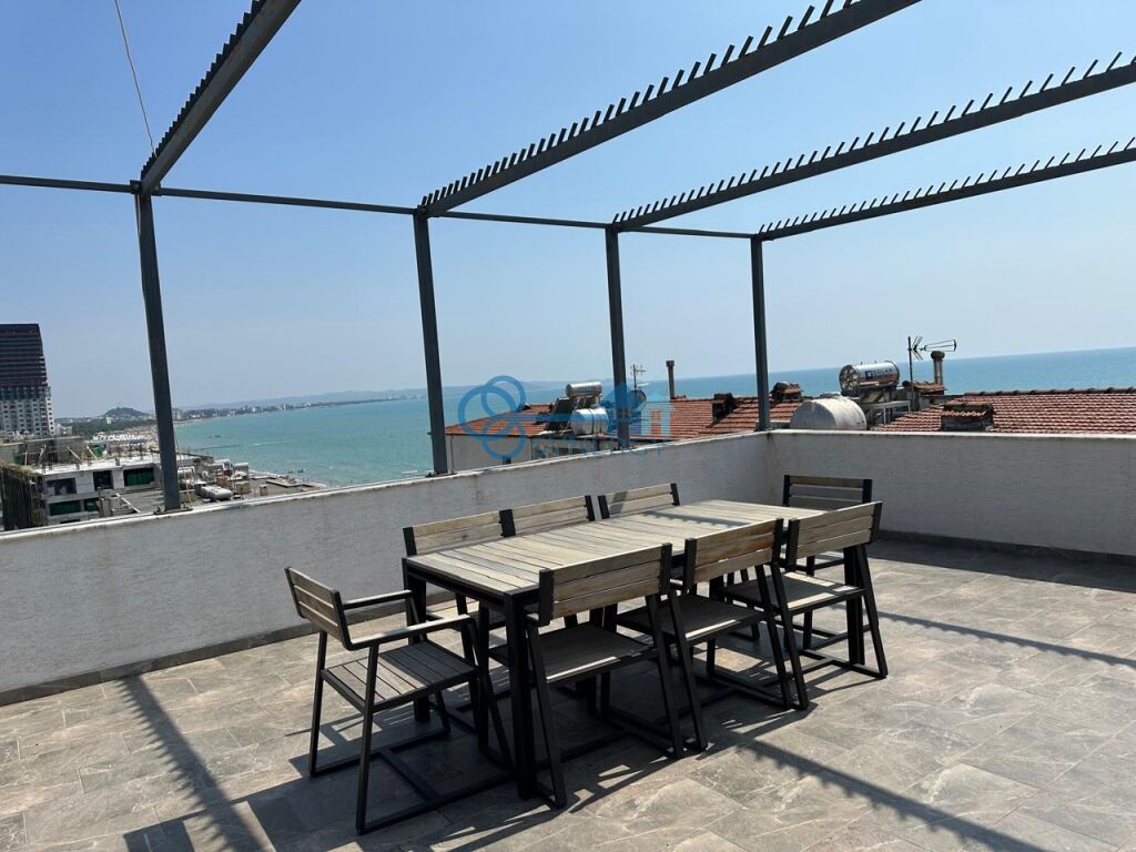Vendita attico + balcone