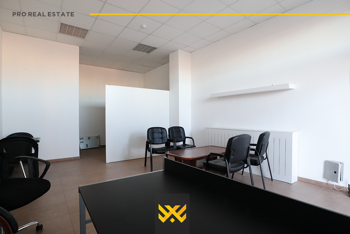 Gewerbefläche – 37m² büro zum verkauf in Bregu i Diellit