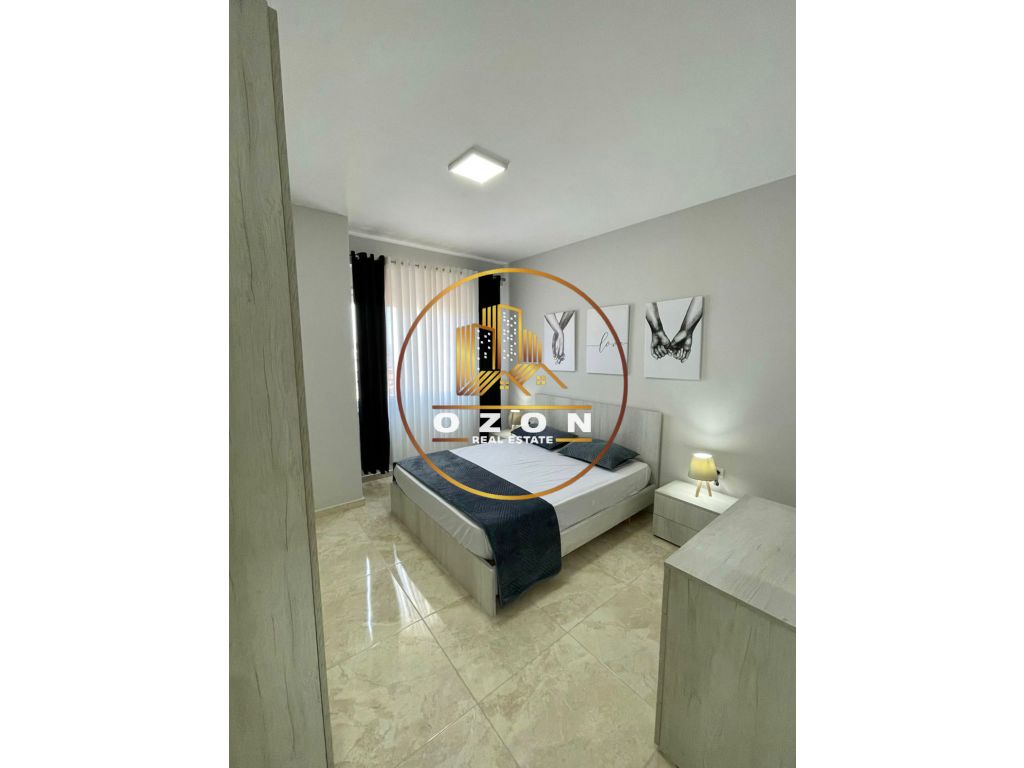 Aluga-se: Apartamento 1+1 em Komuna e Parisit!