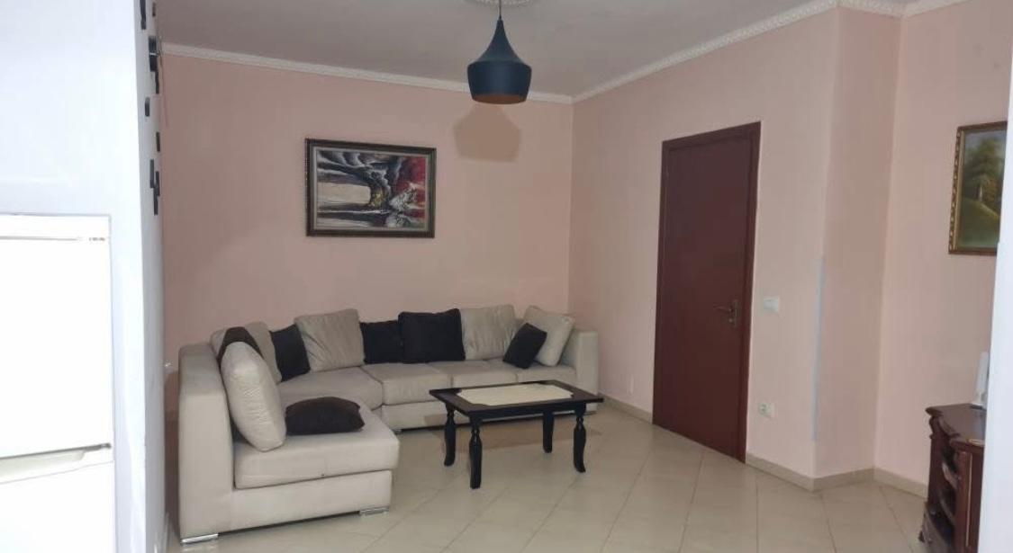 Qera | apartment 1 + 1 | vila l | 420 €/month
