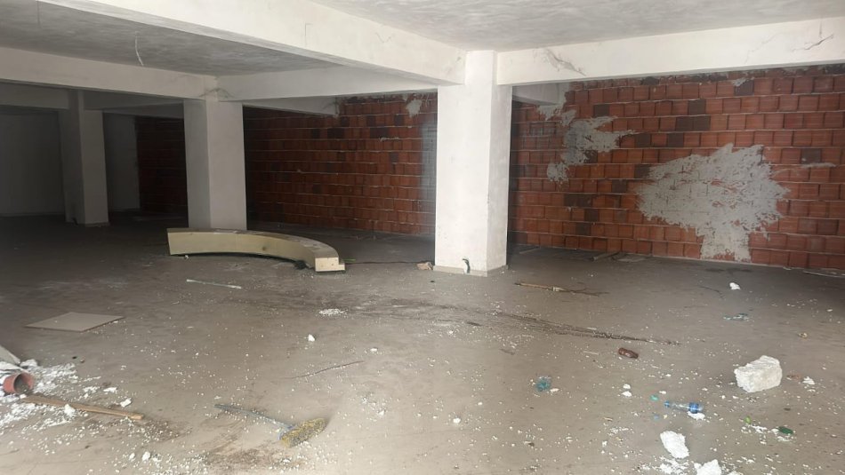 Venda | espaço comercial | linzë | €289.000 (2)