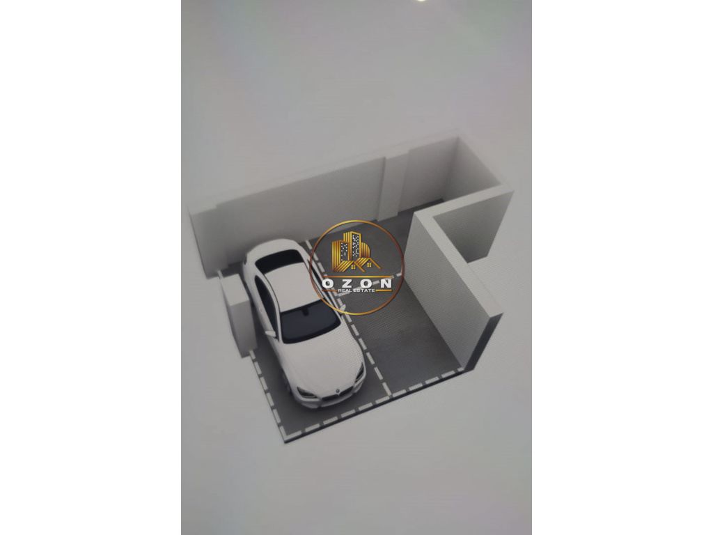 Garagem à venda no complexo kontakt, 21 dhjetori!!!
