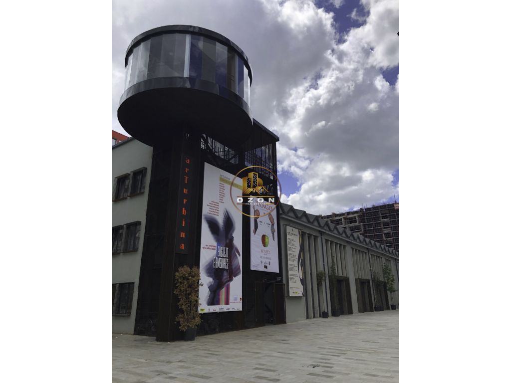 Espaço comercial para alugar na art turbina, rua sami frasheri!