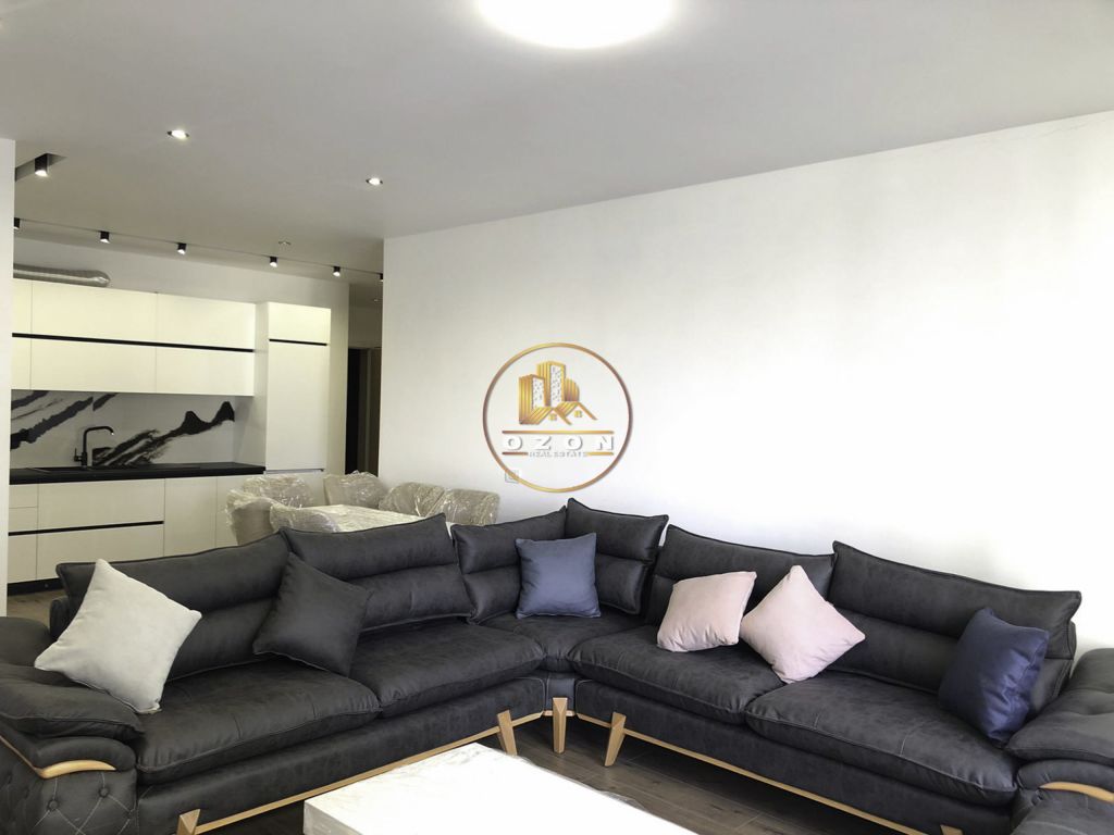 Aluguel!!! Apartamento 2+1 no complexo kika 2, município de parisit