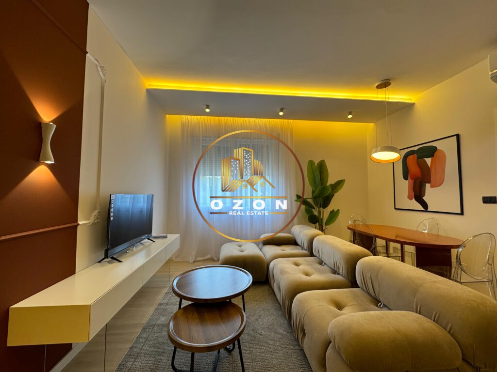 Super apartamento 3+1+2 com arrendamento em bloco!