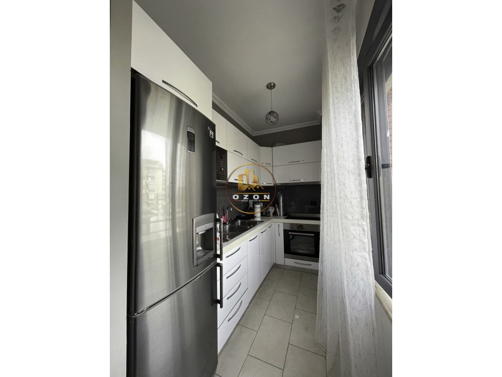 Super apartamento 3+1+2 com arrendamento em bloco!