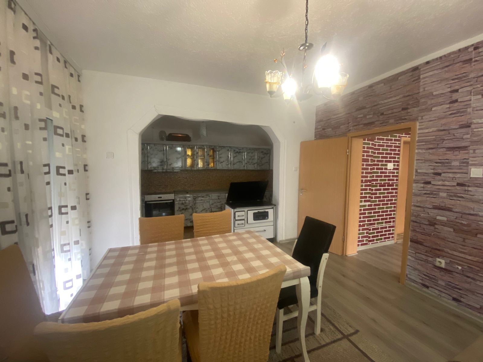 Casa in vendita a hajvali