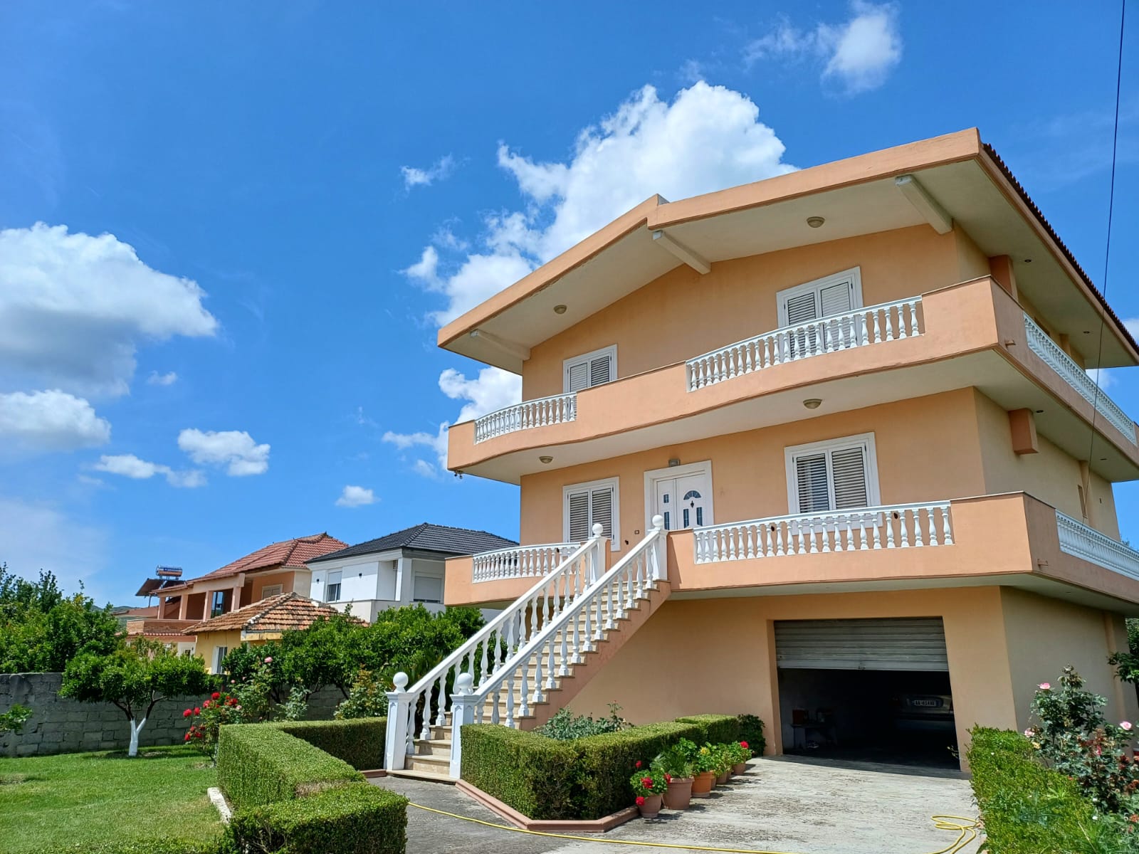 Vente | villa 4 + 1 | Fier | 400000 €