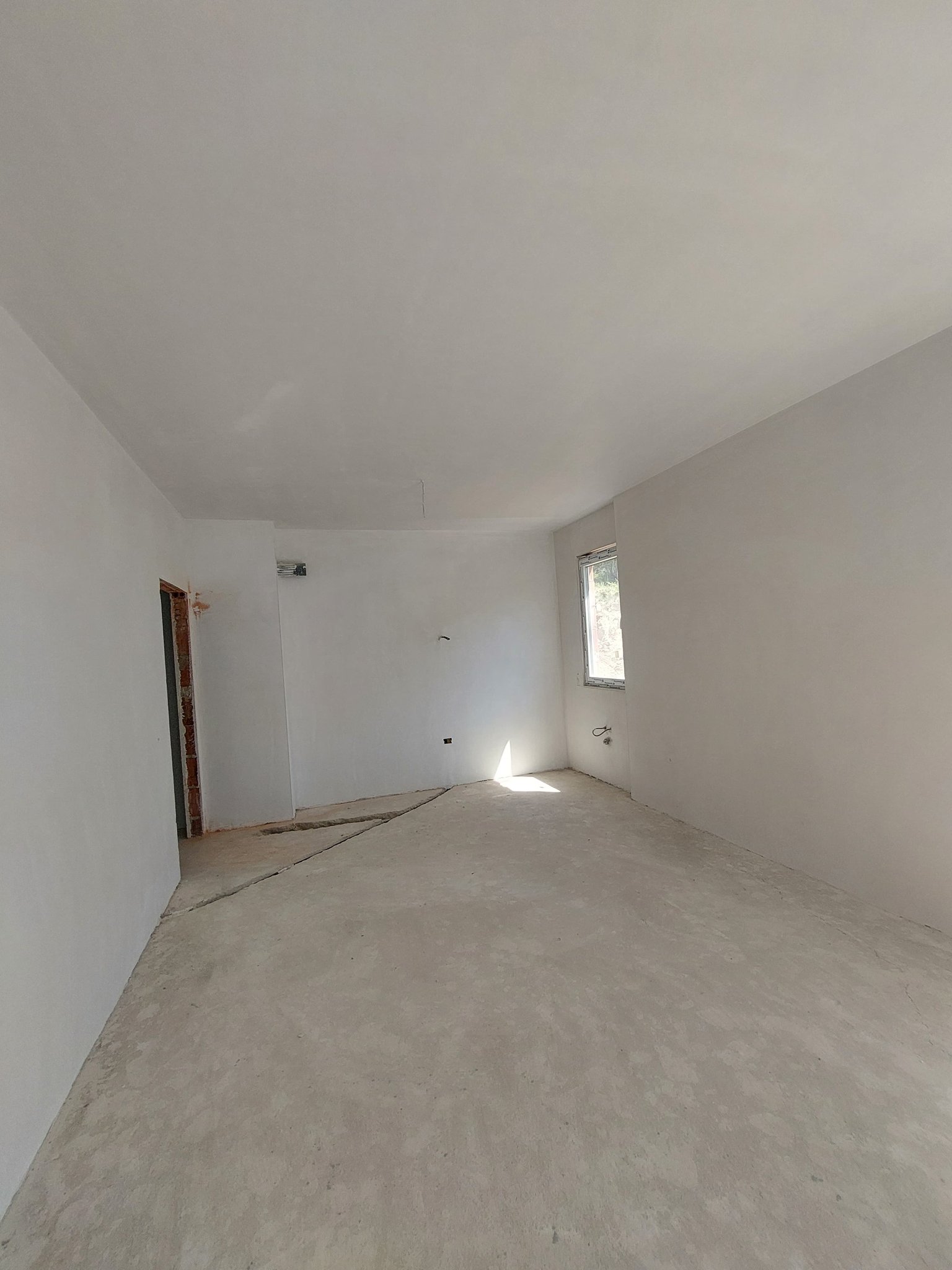 Shitje | apartament 2 + 1 | Liqeni i Thatë | 212000 €