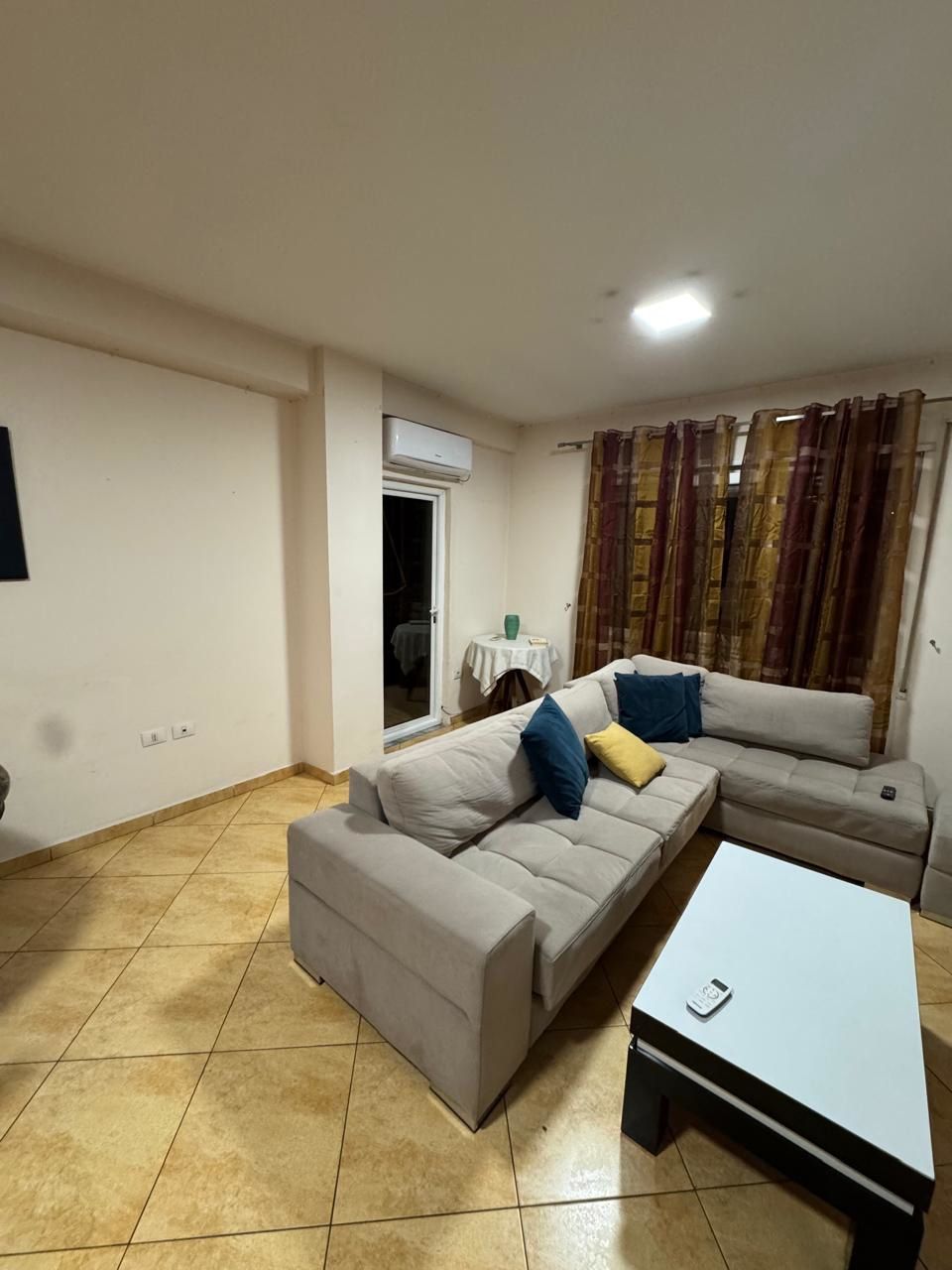 Venda | apartamento 2 + 1 + bloco | rruga kodra e diellit | 220000 €