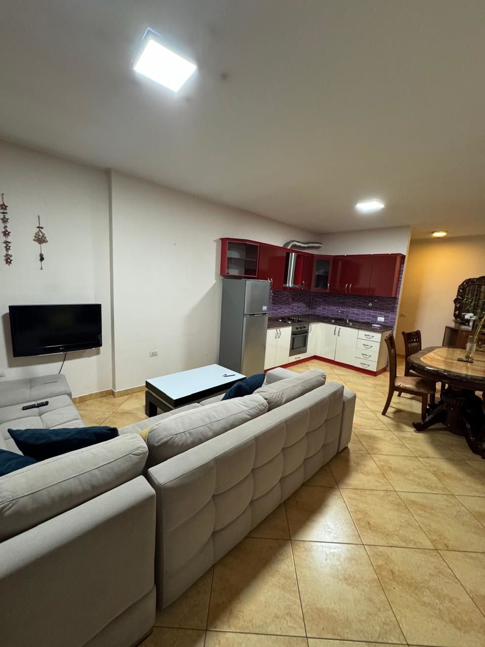 Venda | apartamento 2 + 1 + bloco | rruga kodra e diellit | 220000 € (2)