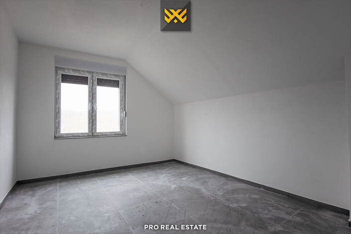 Villa de 100m² à #vendre à makresh i epërm.