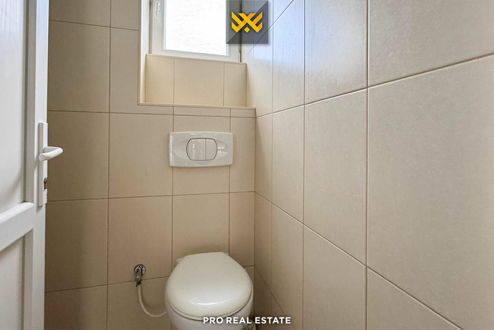 Lokal 108m² me #qira në Veternik