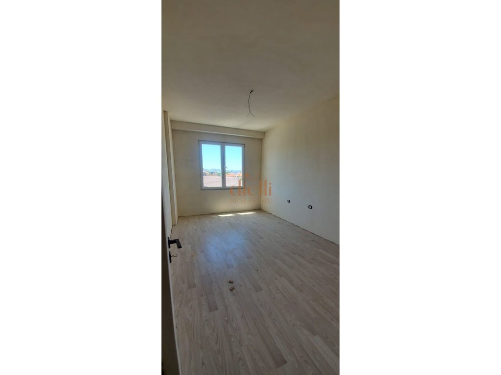 Appartamento 2+1 in vendita a kamez