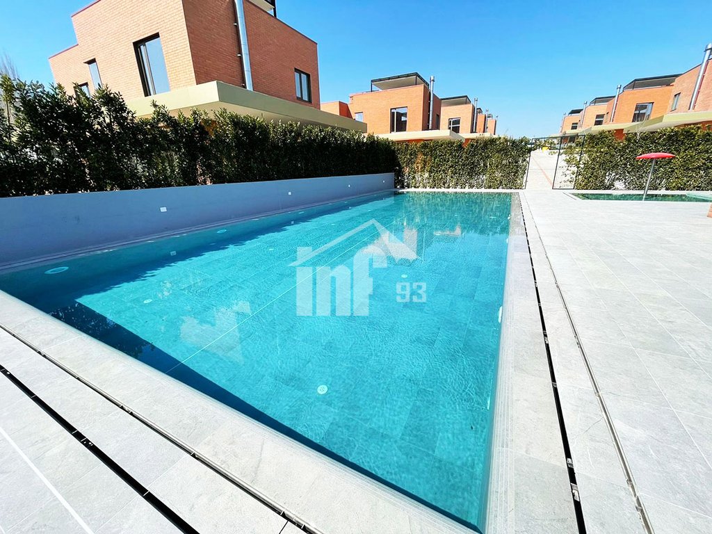 Residence “Çuçi”, mjull bathore