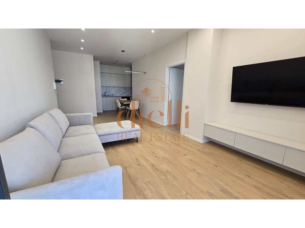 Apartment 2+1+2 zur miete bei ish-fusha aviacionit