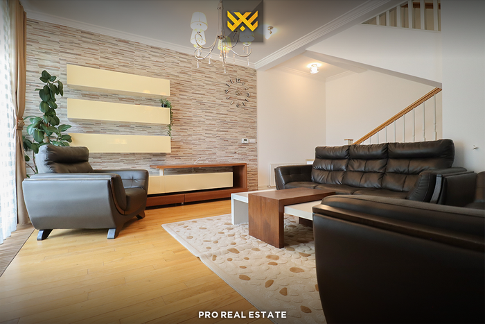Casa di 270m² in affitto nel villaggio ndërkombëtar