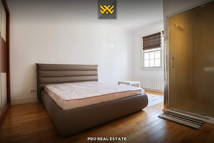 Casa di 270m² in affitto nel villaggio ndërkombëtar