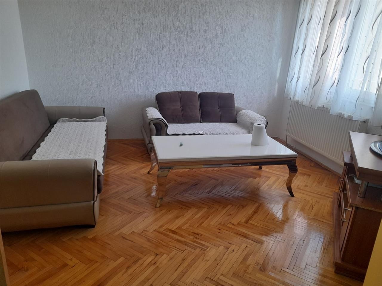 Banesë me qira 1+1 në Aktash