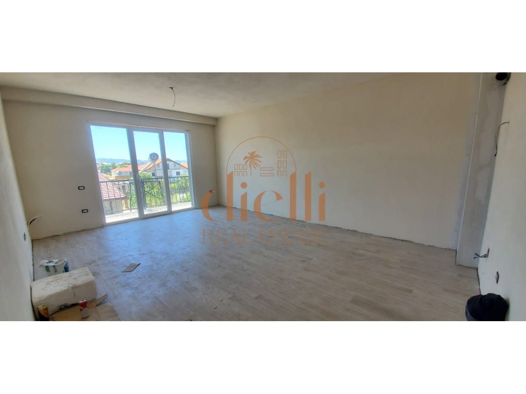 Apartamento 2+1 en venta en kamez