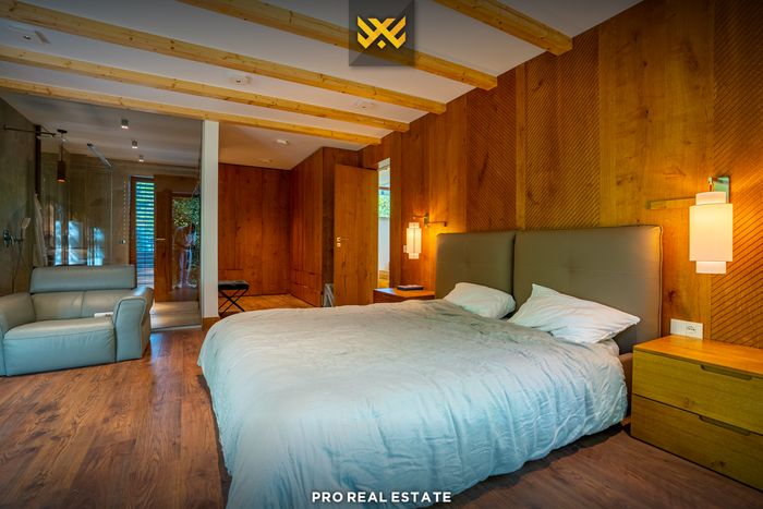 Villë 330m² për #shitje në brezovicë