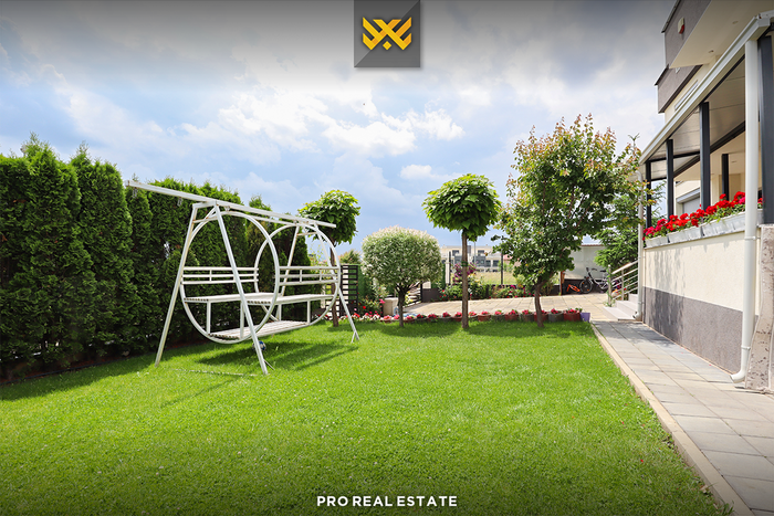 Casa de 295m² à venda em Çagllavicë