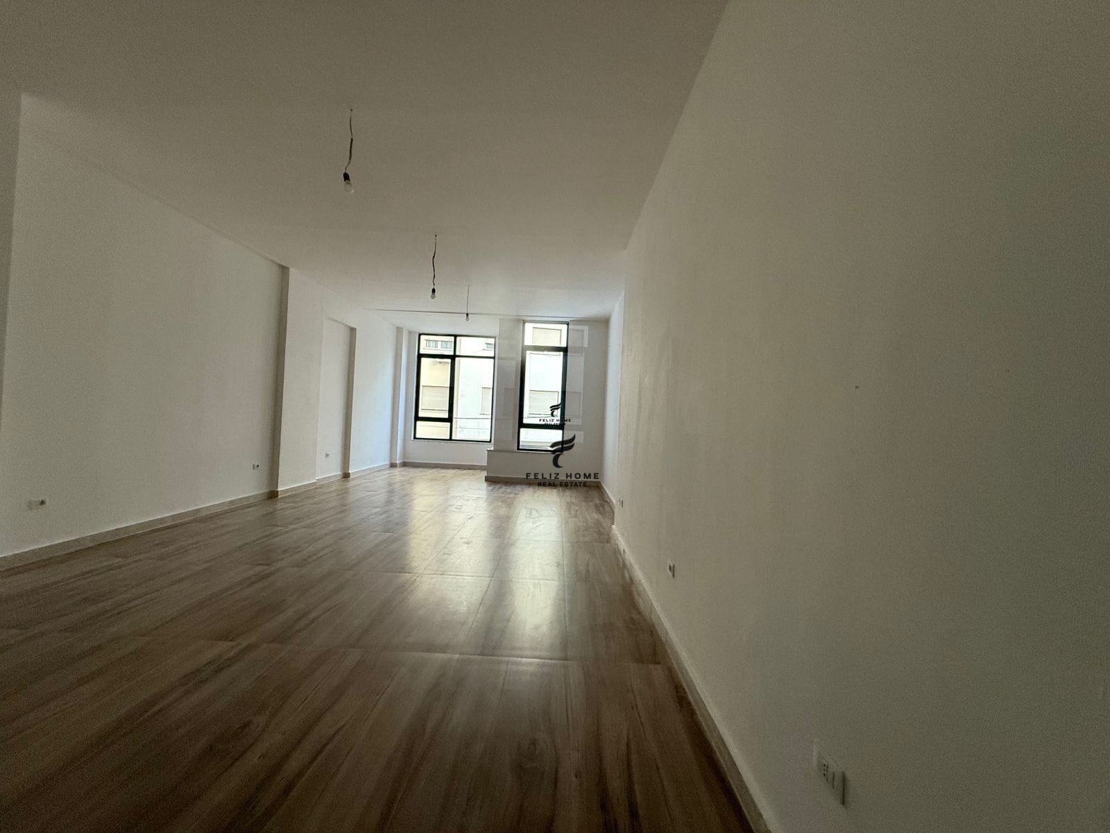Apartment for rent 180 square meters willson building 2000 euro