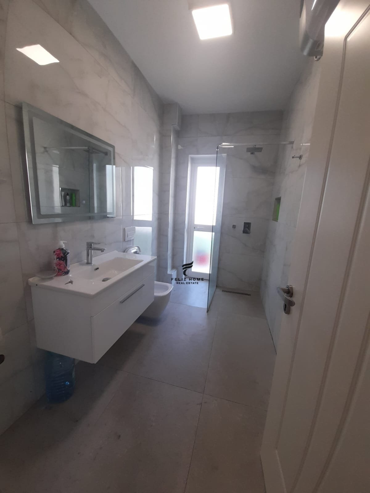 Apartment for rent 180 square meters willson building 2000 euro (6)